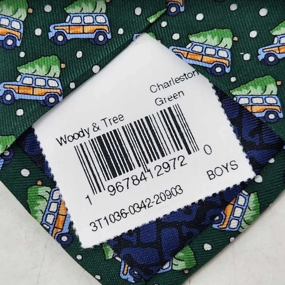 New boys Woody & Tree Vineyard Vines winter Christmas tie